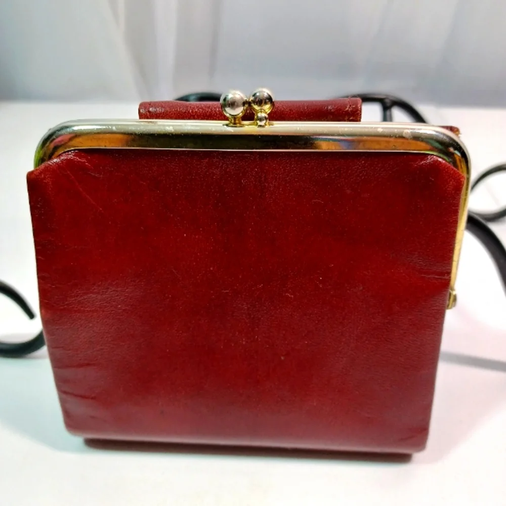 Vintage  Buxton Women BiFold Wallet, Deep Red/Brown